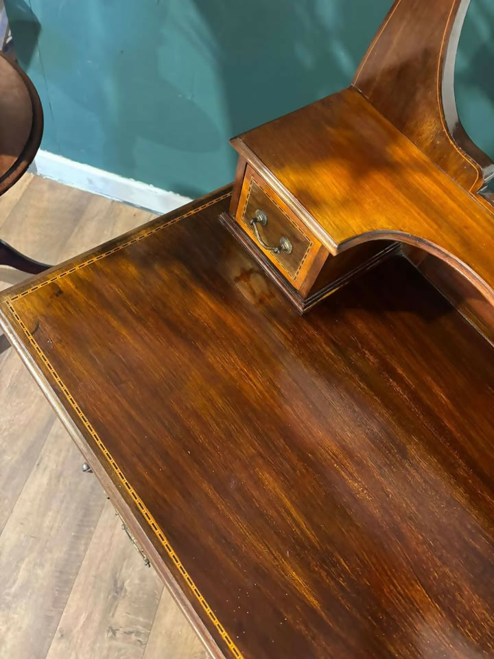 Edwardian mahogany inlaid dressing table featuringx