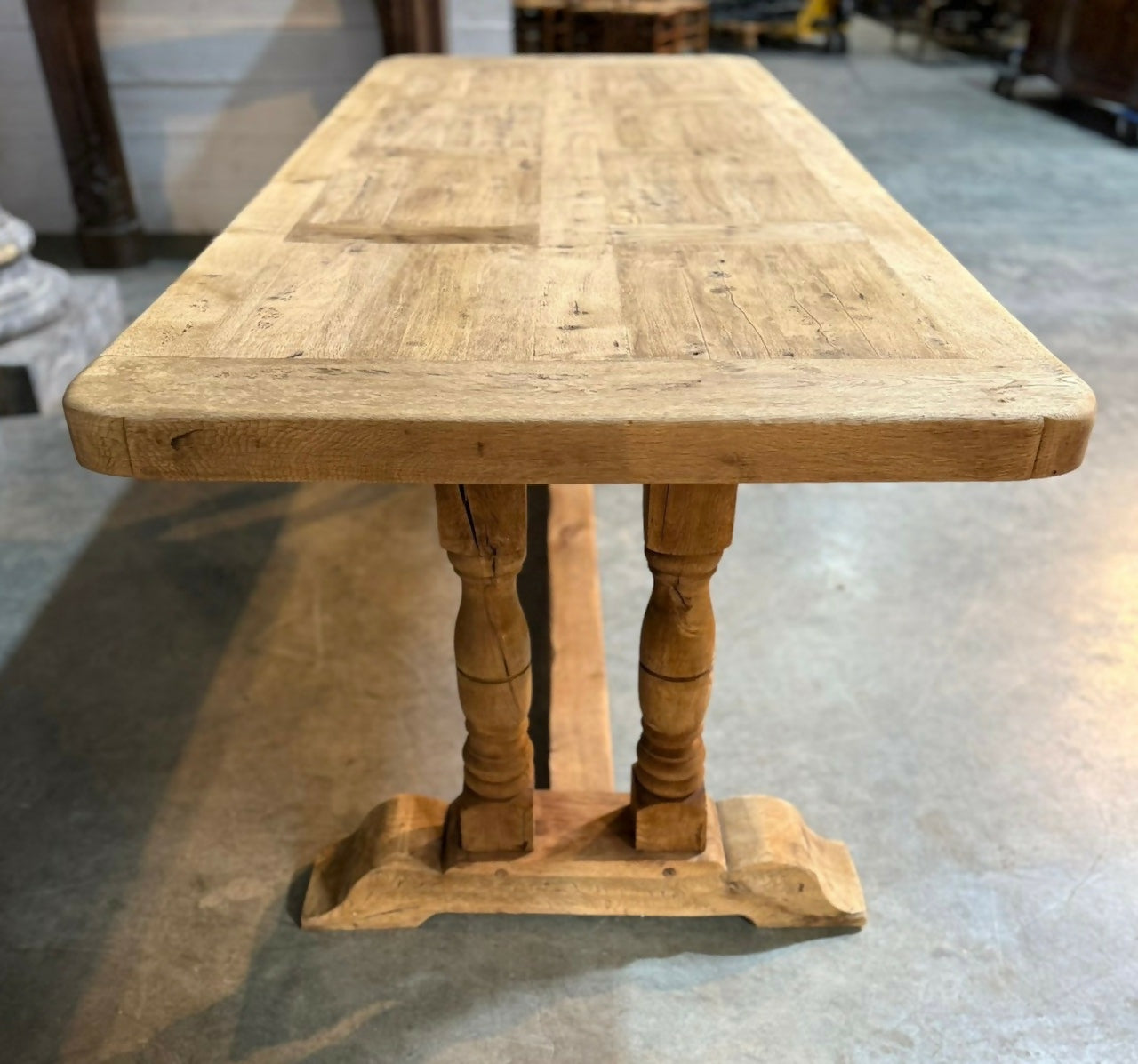 Deep French Oak Farmhouse Dining Table lovely top