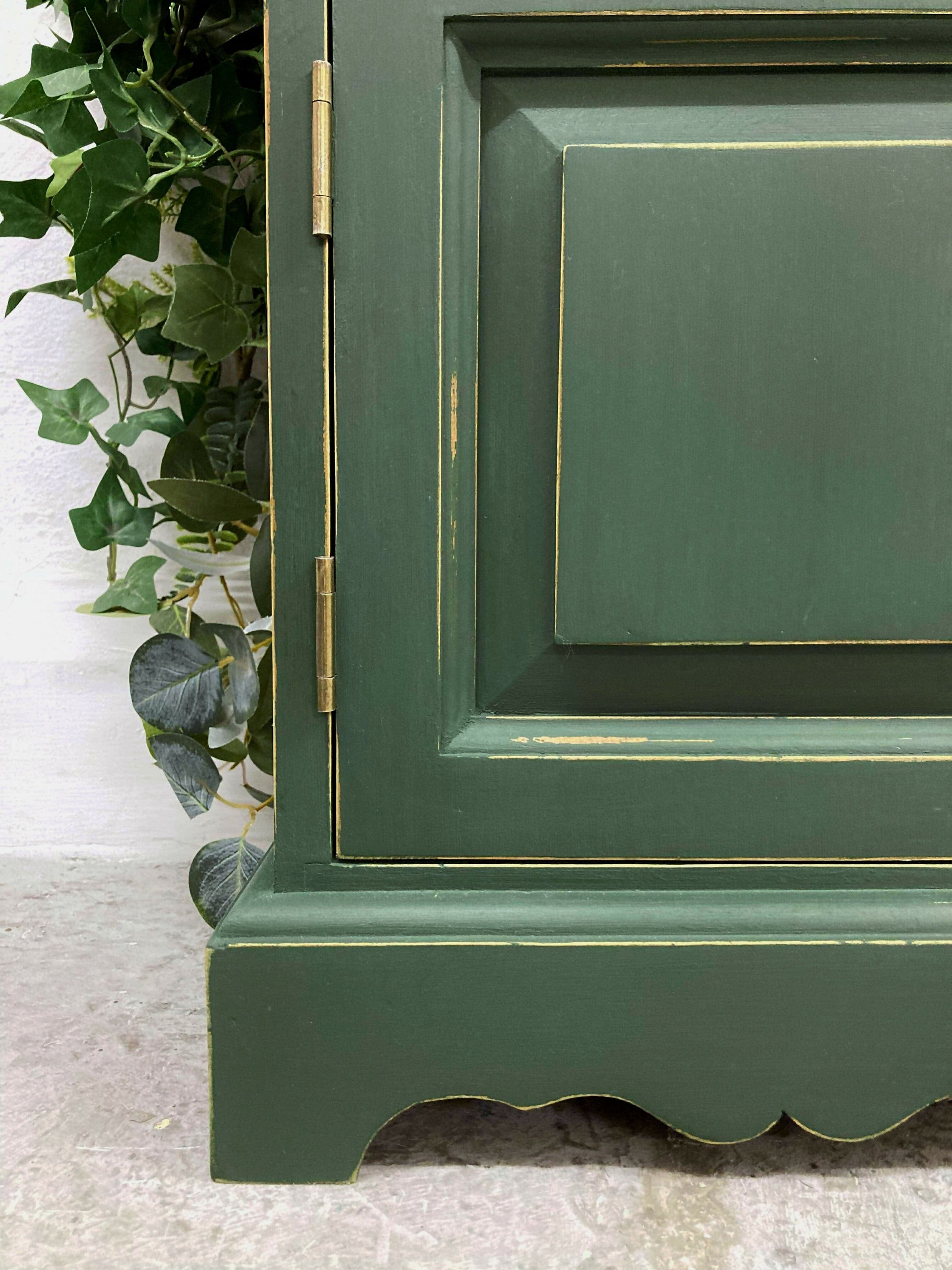 17DF2AEF-8729-4F7E-B2E7-6D07BB59E75E