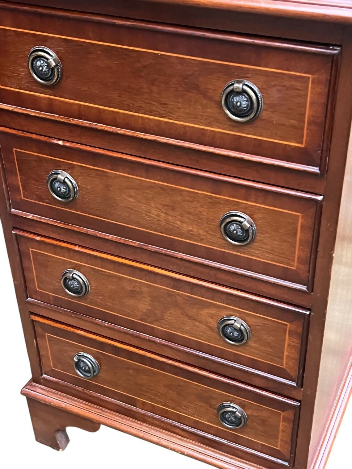 Vintage Georgian style Mahogany chest of drawers / bedside table priorandpender 5 out of 5 stars