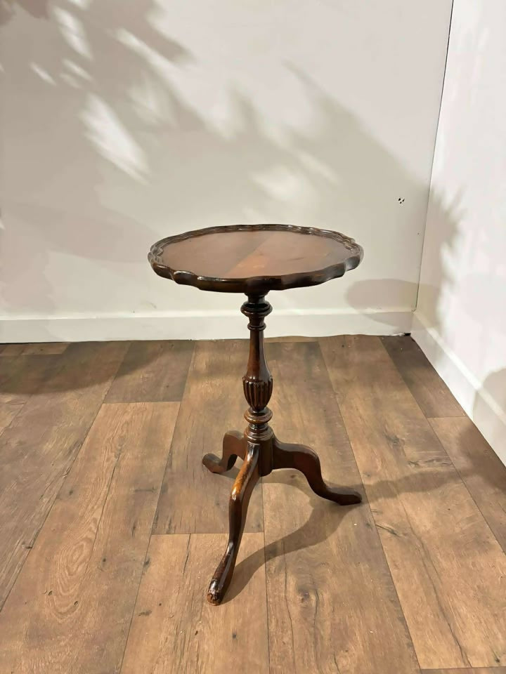 Reproduction Mahogany Wine Table