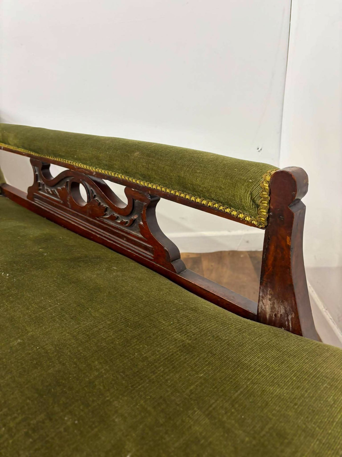 Victorian Mahogany Chaise Longue