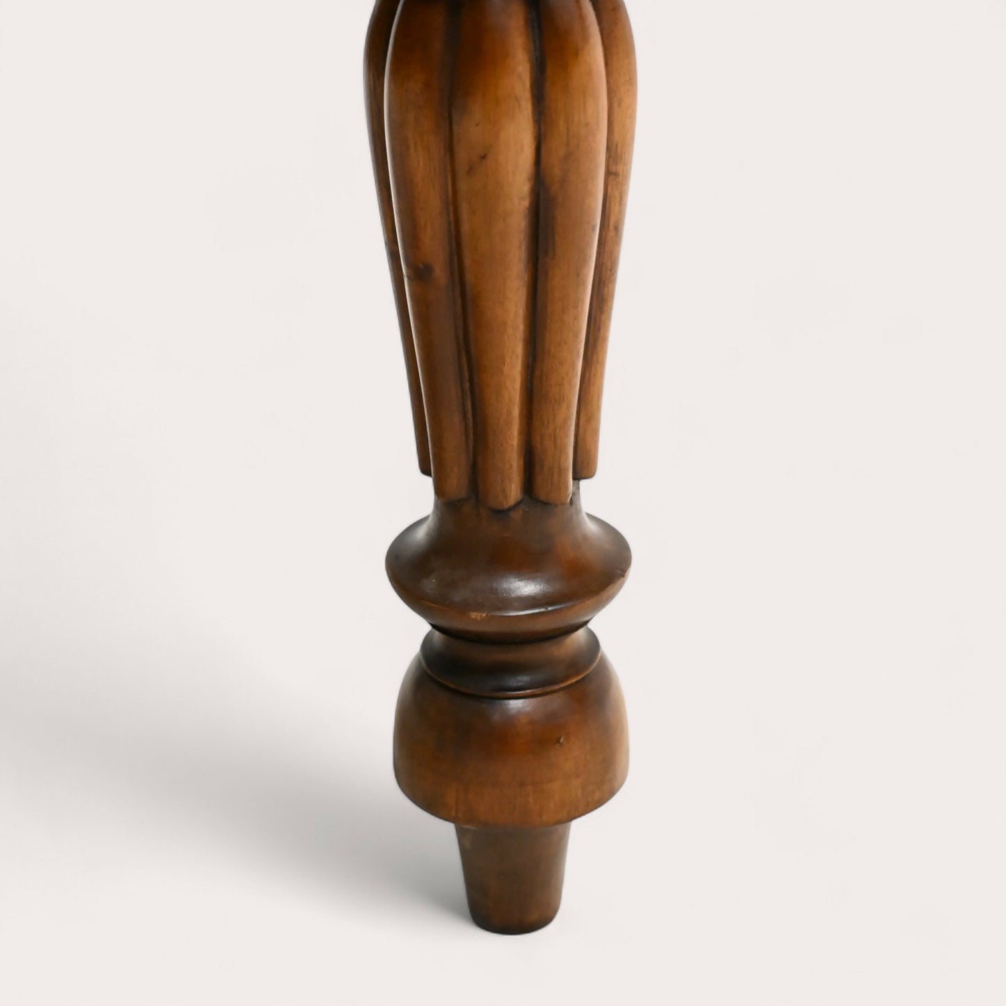 Square Mahogany Coffee Table Victorian Style 60cm x 60cm x 51cm FREE UK Delivery. SBR10617/2406E