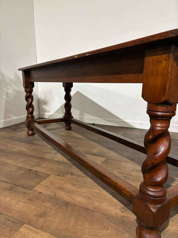 Large Early 20th Century Barley Twist Oak Preparation Table
