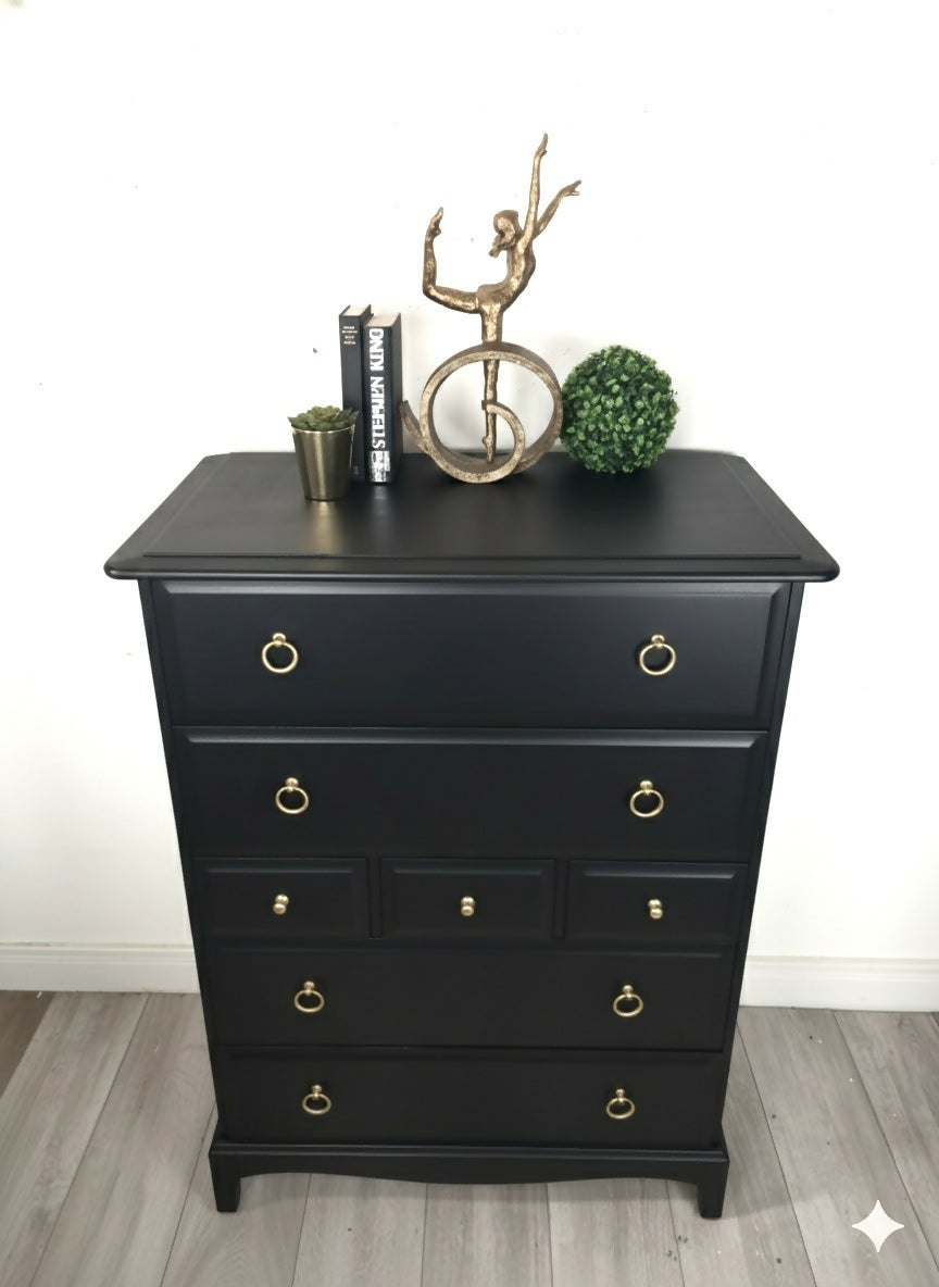 Stag minstrel tallboy chest of drawers