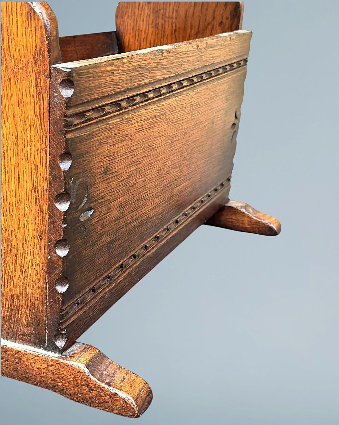 Oak Magazine Rack / Oak End Table Titchmarsh Goodwin