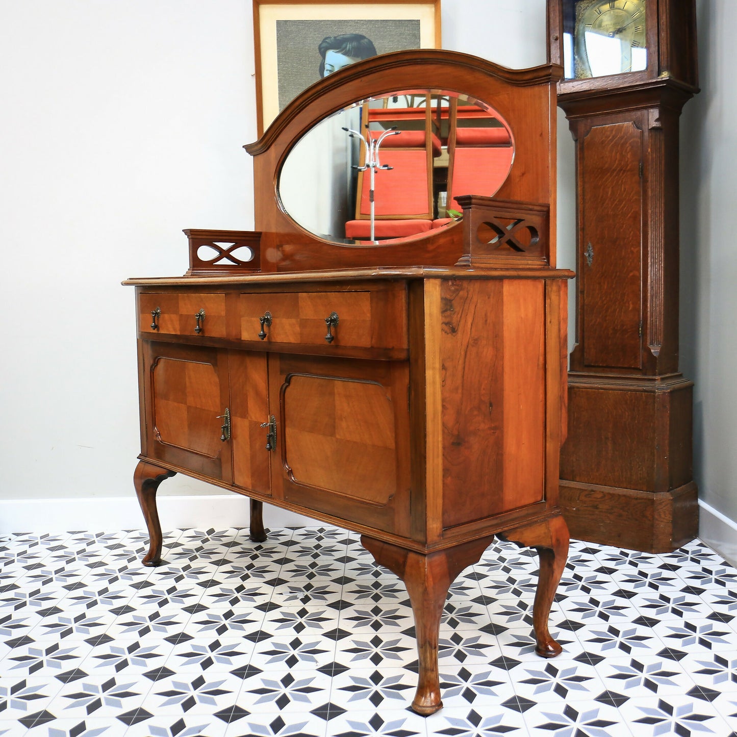 Edwardian Mirror Back Sideboard in Mahogany with Cabriole Legs