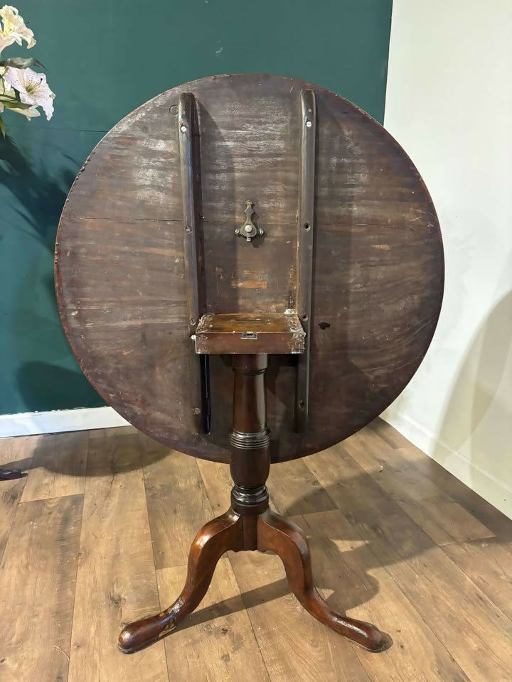19th Century Mahogany Tripod Tablez