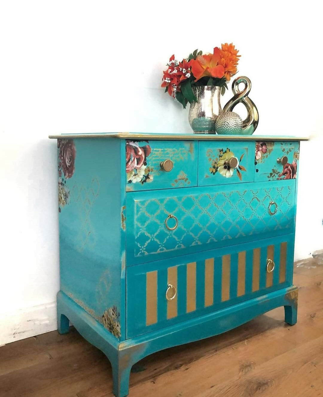 Blue stag minstrel chest of drawers