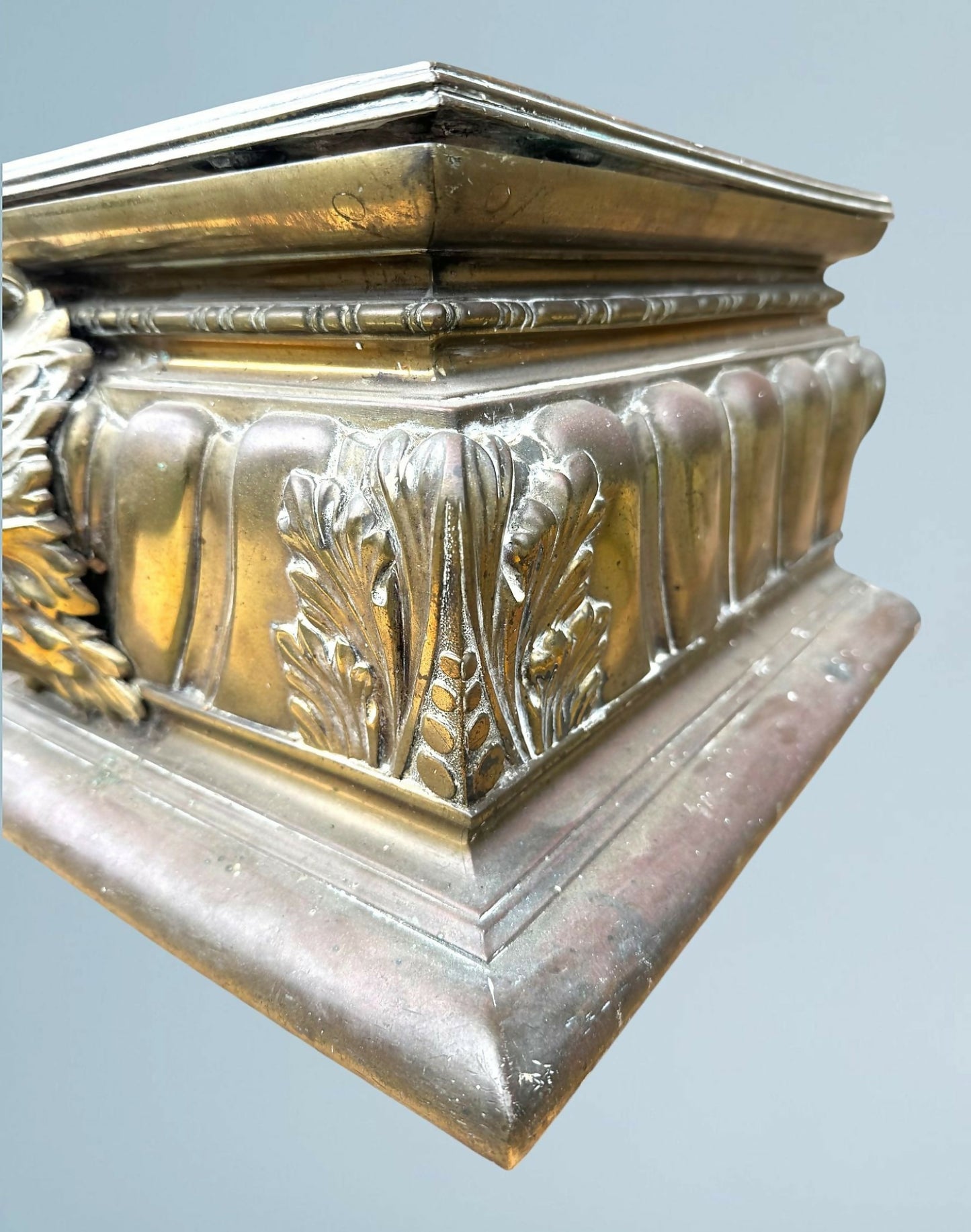 Large 19th Century Country House Brass Fender