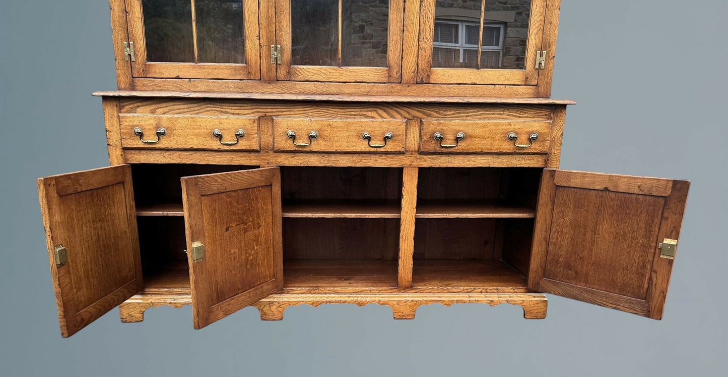 Good Quality Oak Glazed Bookcase