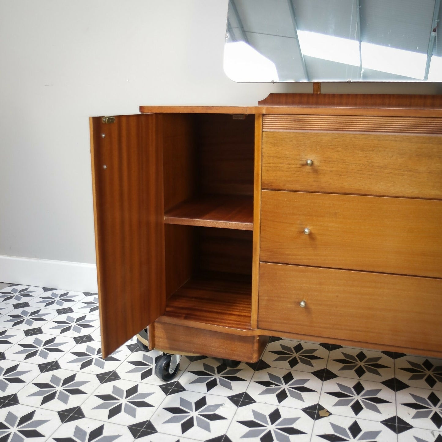 Retro Vintage Dressing Table with Mirror Austinsuite 1950s