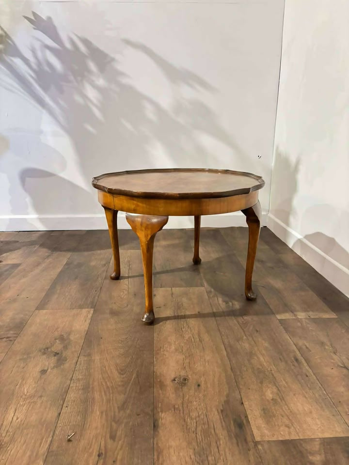 Vintage Walnut Cabriole Leg Coffee Tablev