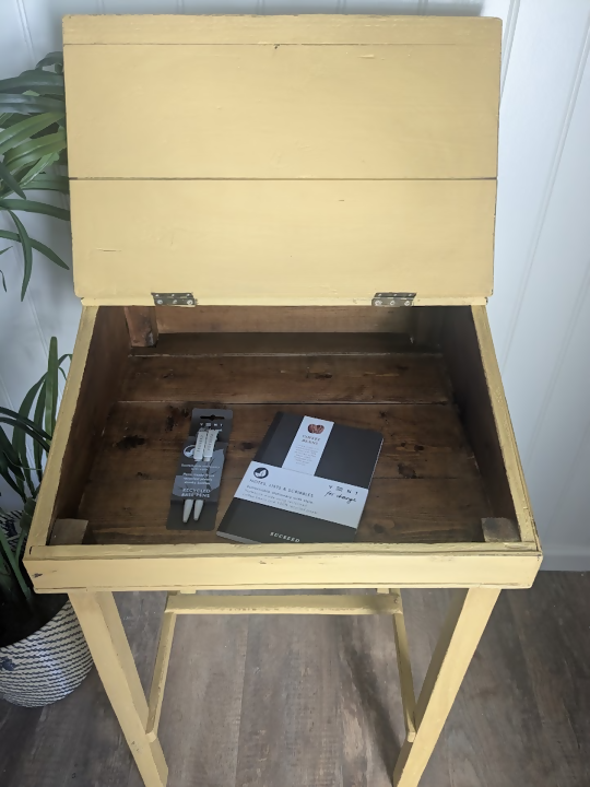 Upcycled School Desk R01041 14