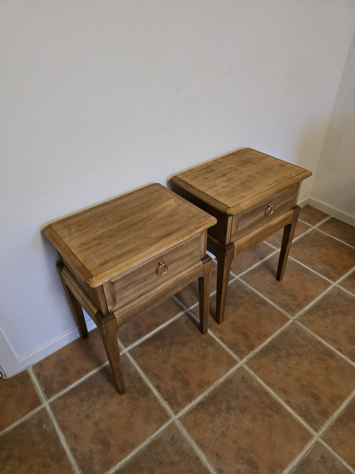 Stag Minstrel bedside tables x2