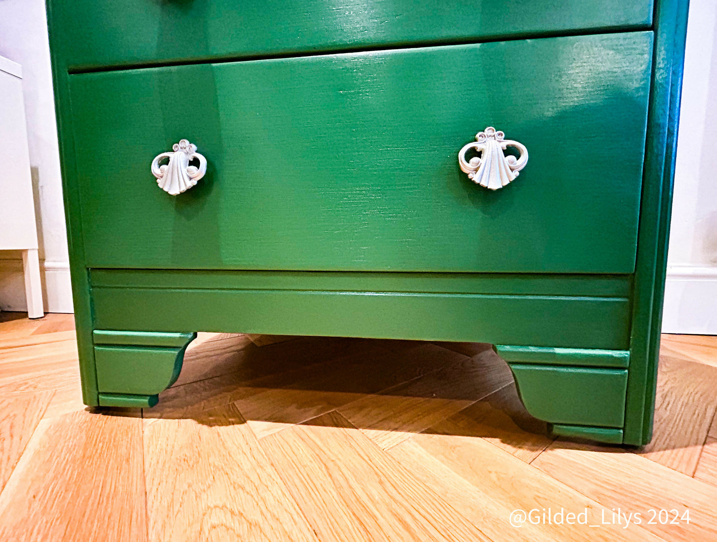 02E2EDE9-5B6E-4BCC-BDA9-800324E8013E