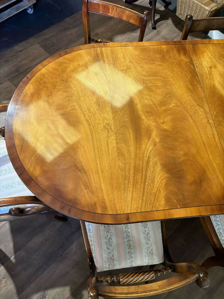 Regency Style Mahogany Twin Pedestal Table with Eight Chairsv
