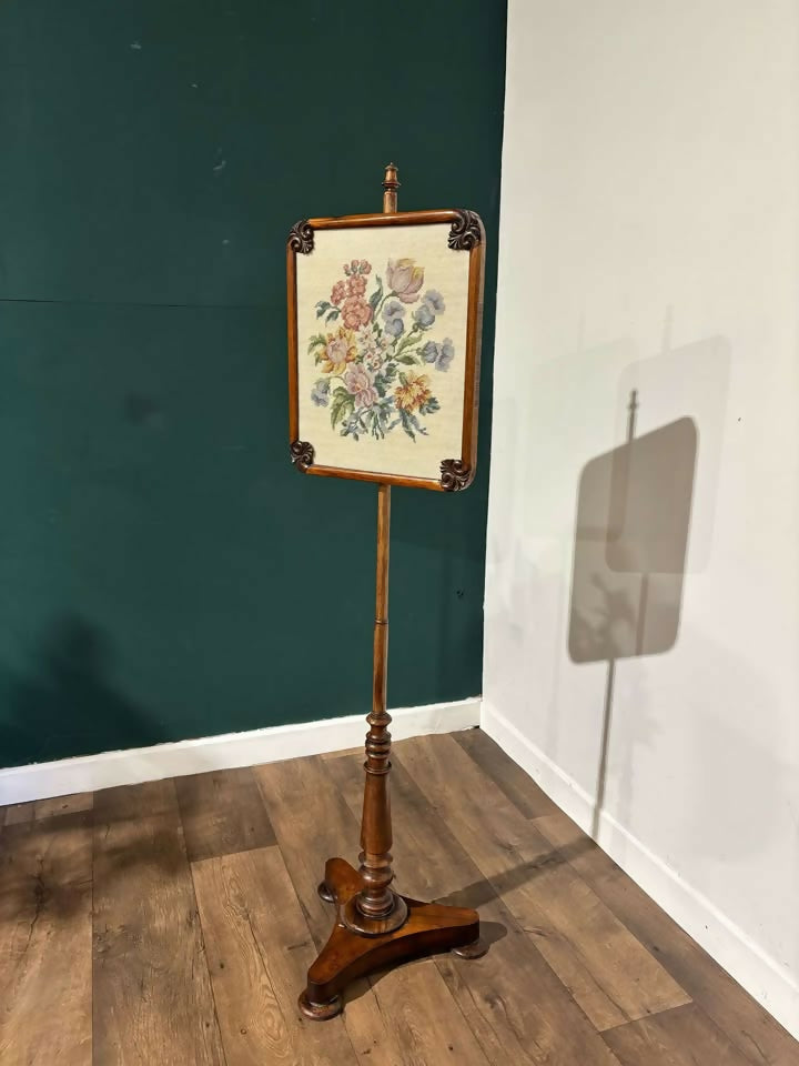 Early Victorian Pole Screen99