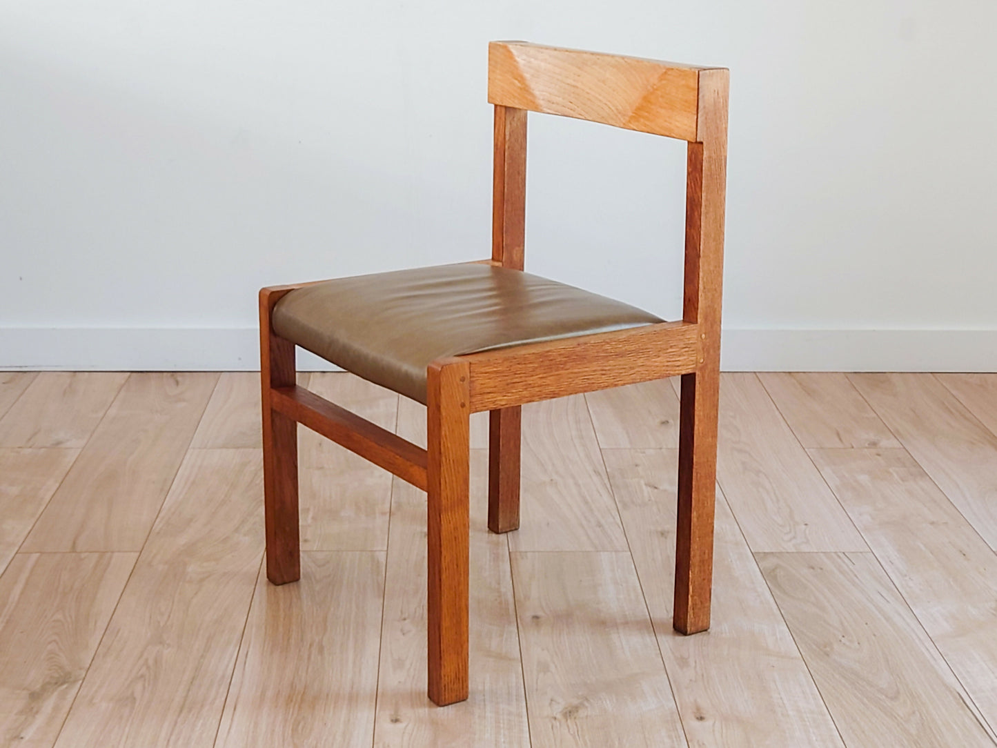 Mid century retro Habitat real leather chair