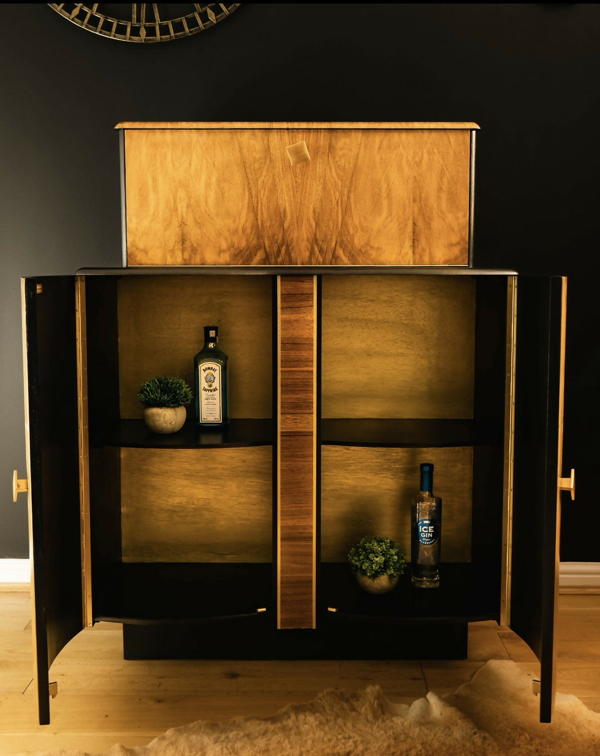 Asteria Cocktail Cabinet/ Drinks Cabinet Art Deco cocktail bar