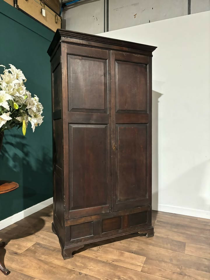 Early Oak Two Door Hall Wardrobe00
