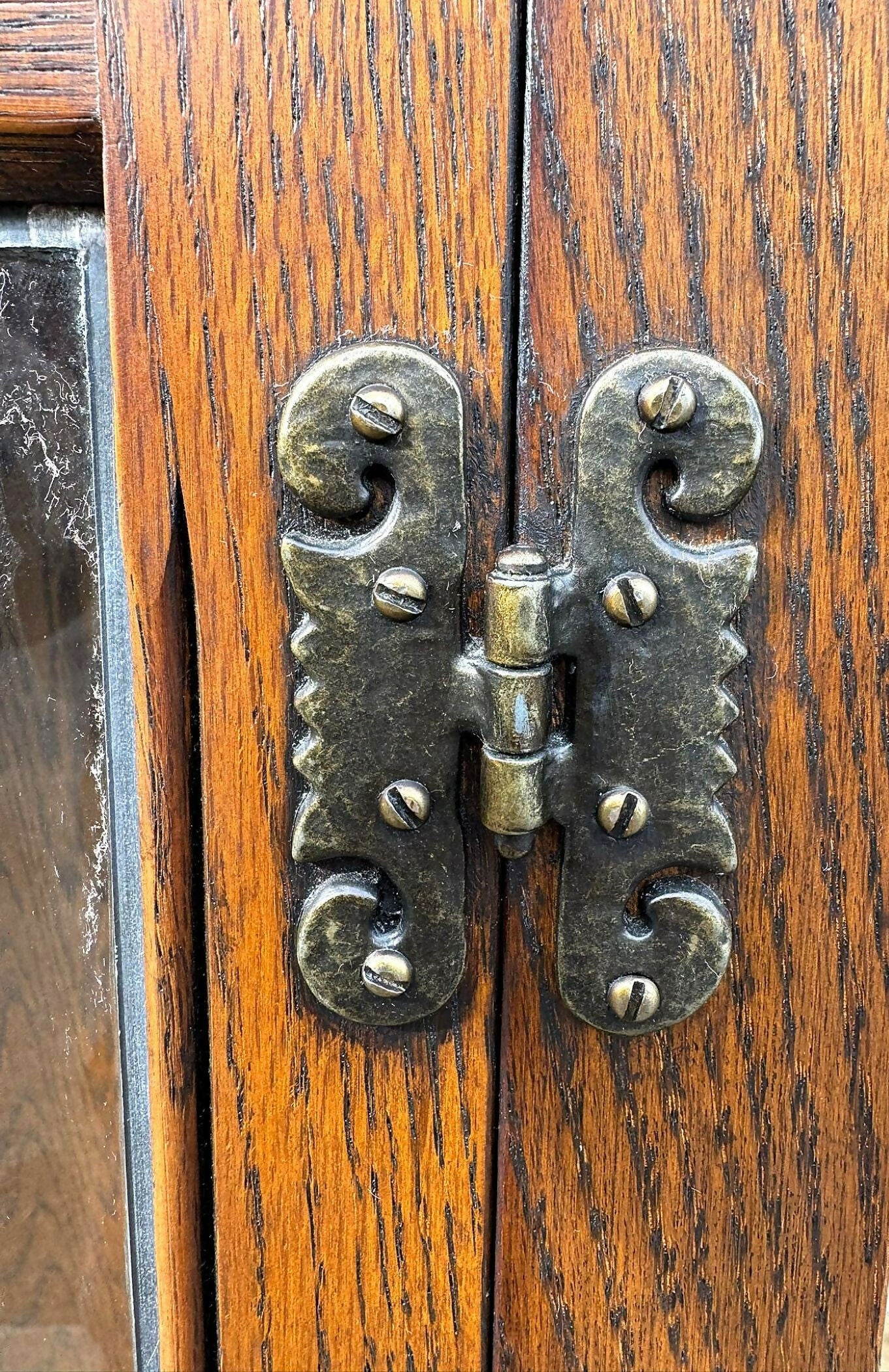 Wood Bros Old Charm Display Cabinet Light Oak