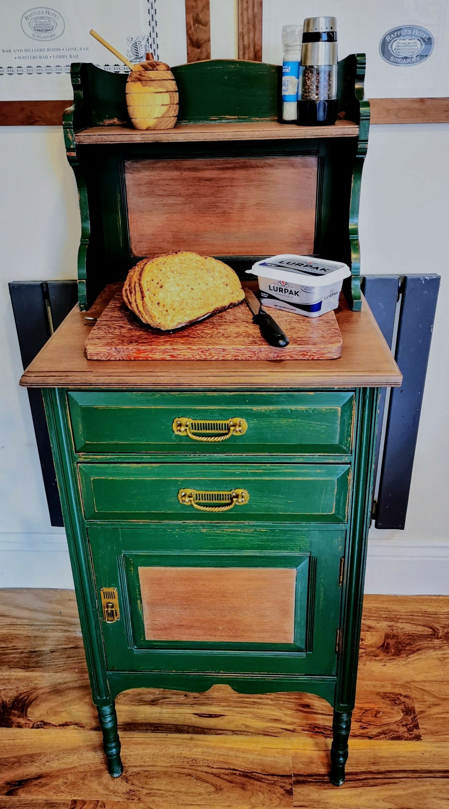 Small Vintage Washstand or Free Standing Kitchen Unit