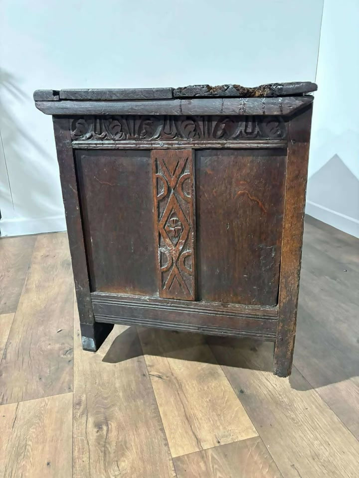18th Century Georgian Blanket Box