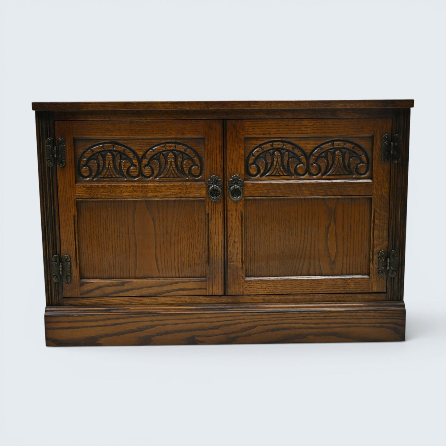 Old Charm Low Sideboard Light Oak Vintage Furniture Storage FREE UK Delivery