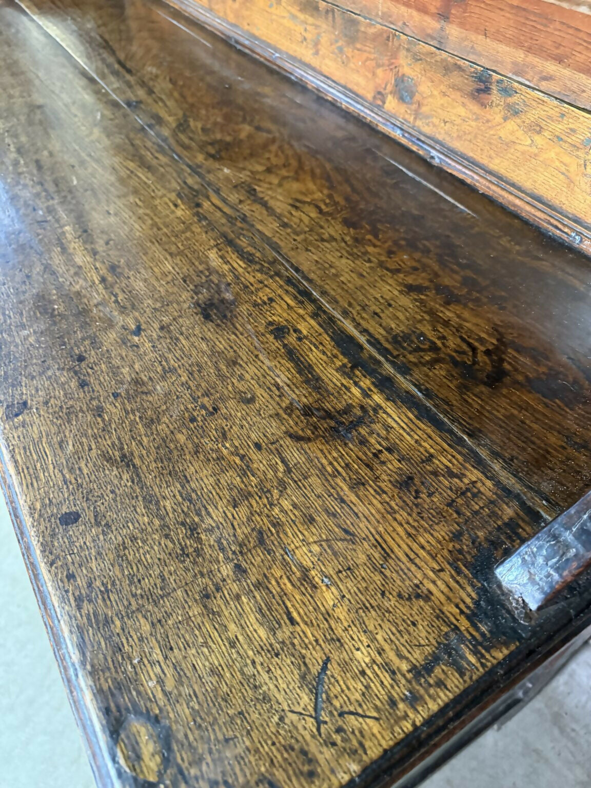 Antique Georgian Country Oak Dresser / Housekeeper Cupboard with Plate Rack, c.177