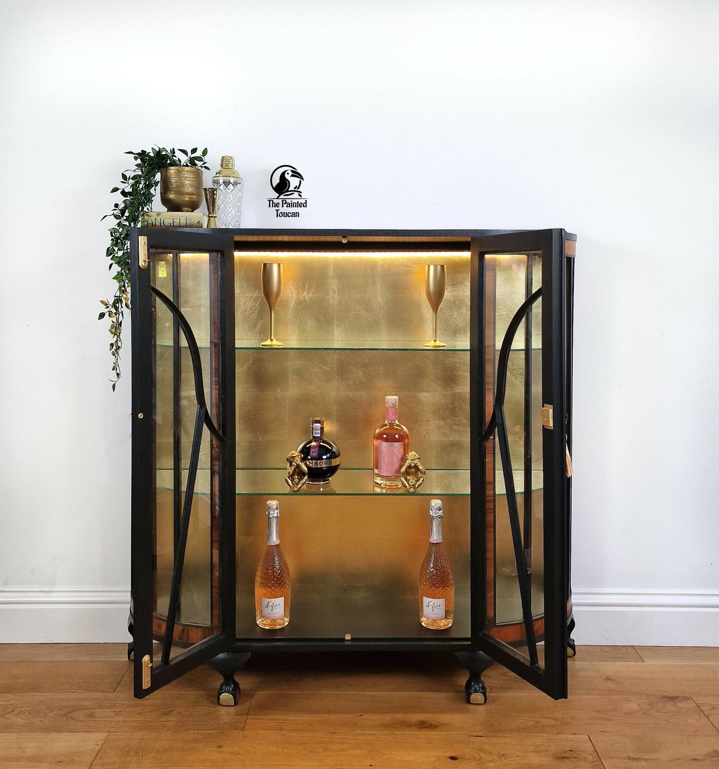 Vintage Art Deco drinks cocktail cabinet, black and gold
