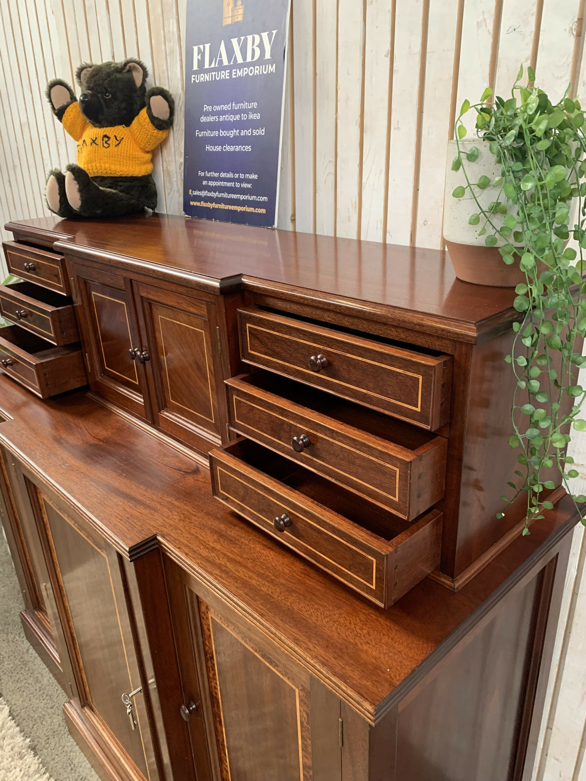 Shaw & Riley Hand Crafted Mahogany Sideboard Hutch Cabinet Yorkshire Critters Seahorse