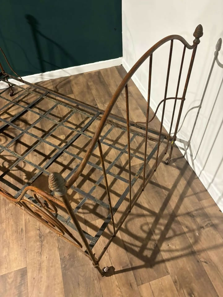 Victorian Folding Cast Iron French Single8