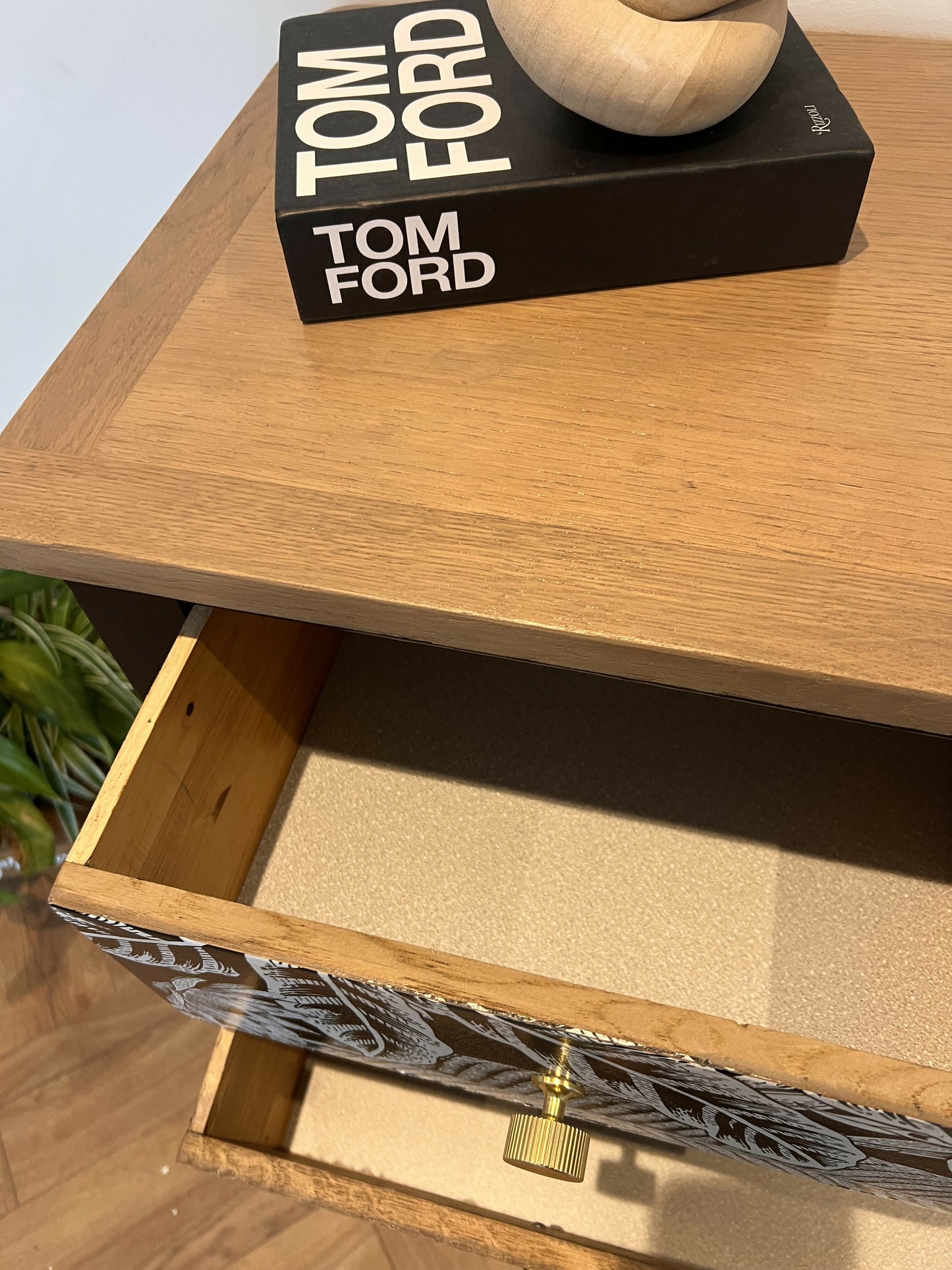 Monochrome botanical large chest of drawers