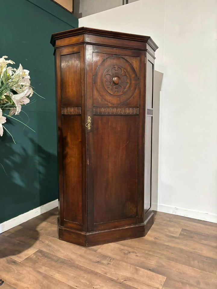 Vintage Dark Oak Hall Robeb