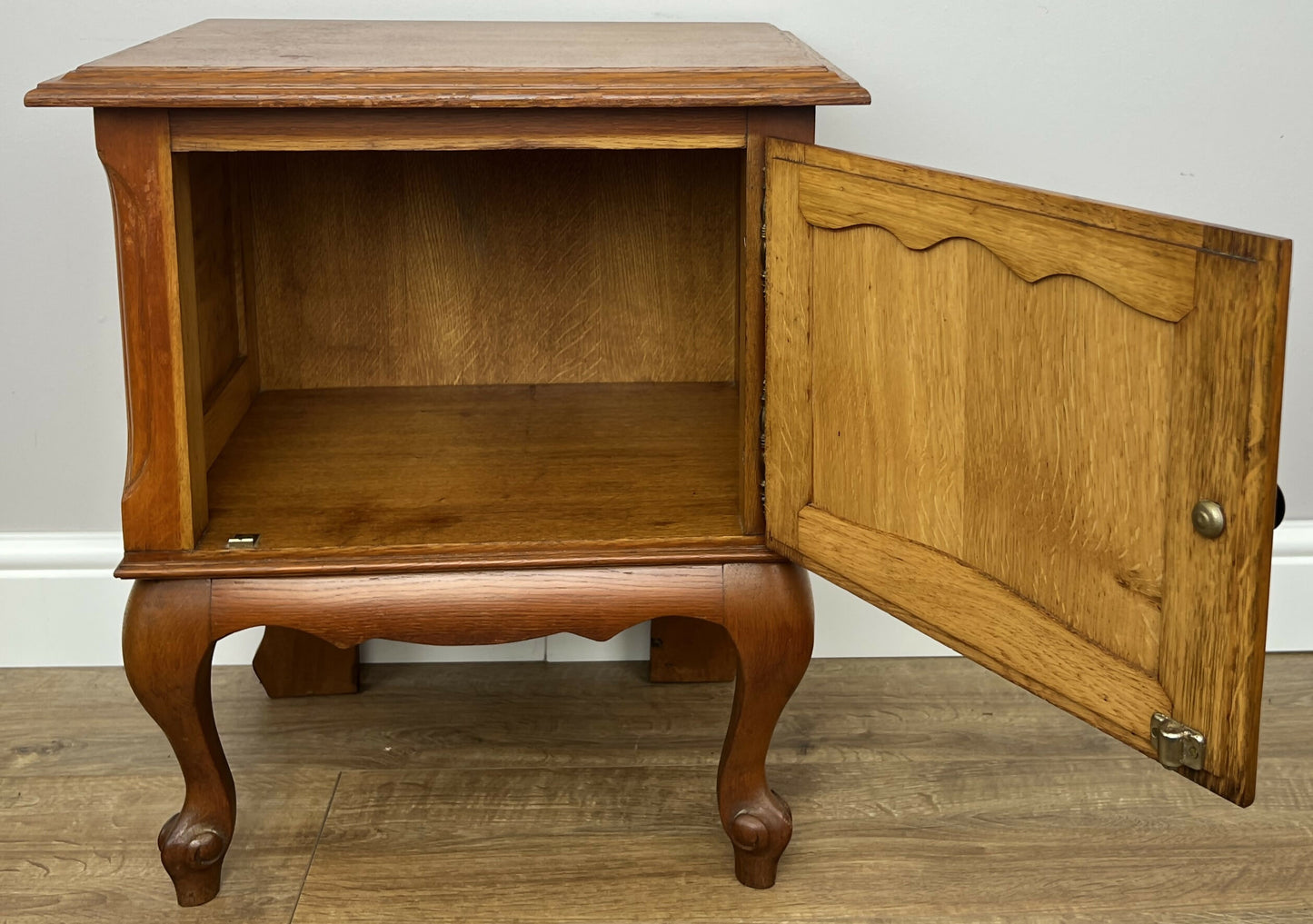 Pair of Bedside Tables Vintage French Louis Oak Nightstands Cabinets LOT 6219