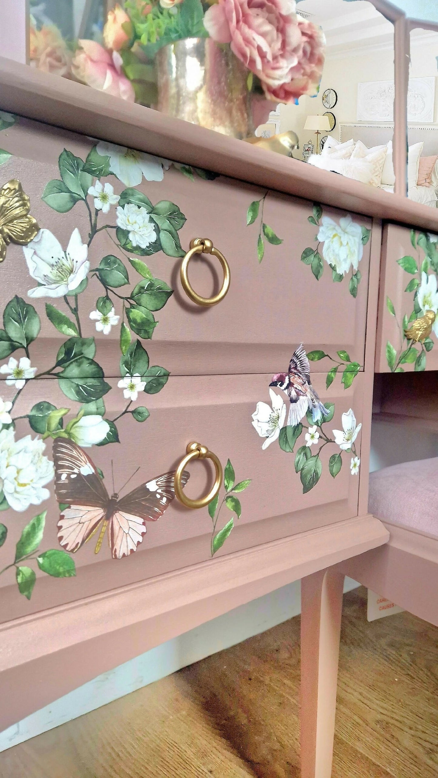 Pink stag dressing table,