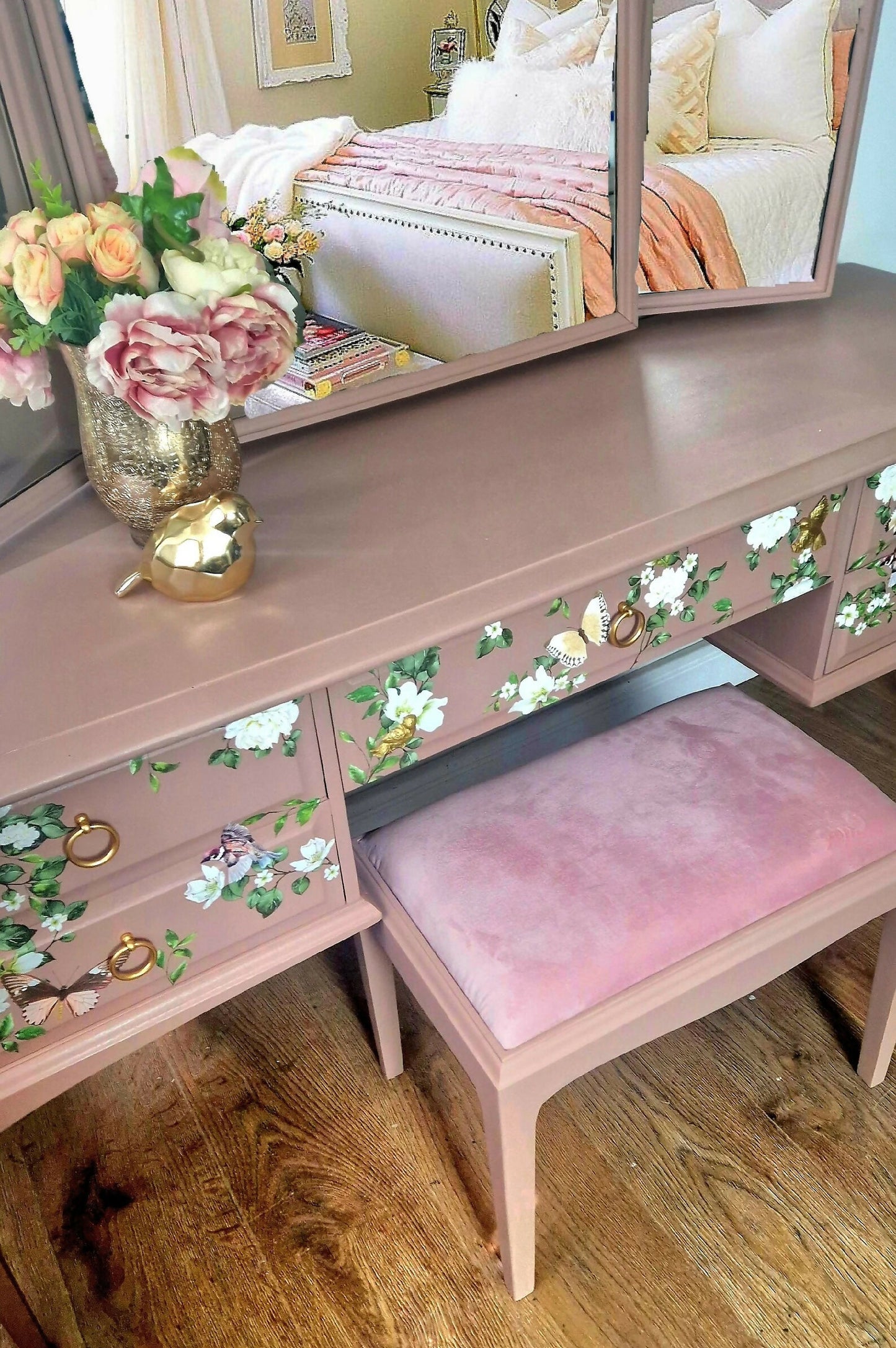 Pink stag dressing table,