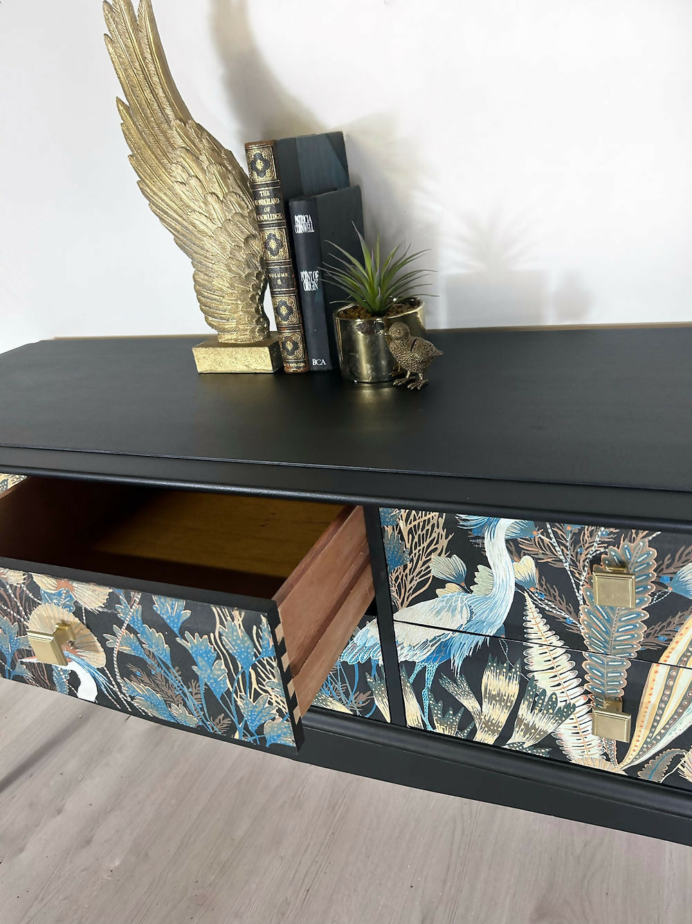 Pretty Black Stag sideboard/ console table