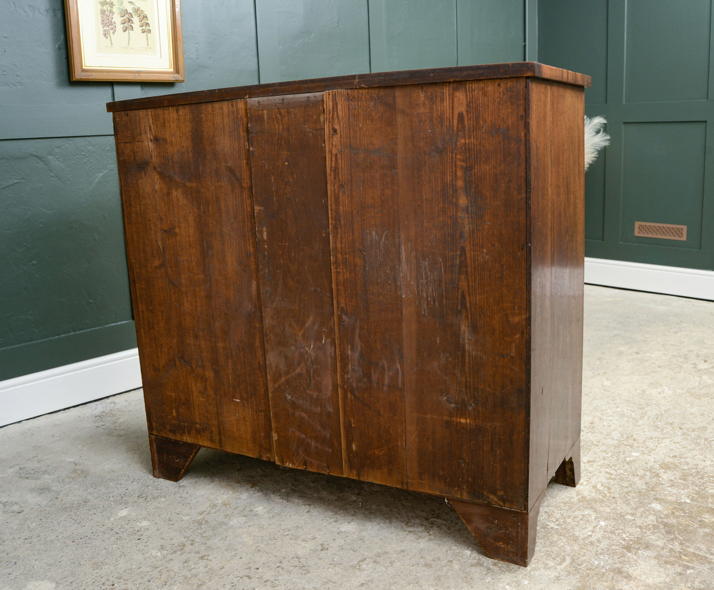 Georgian Mahogany Bow Fronted Chest of Drawers - 2 Over 3