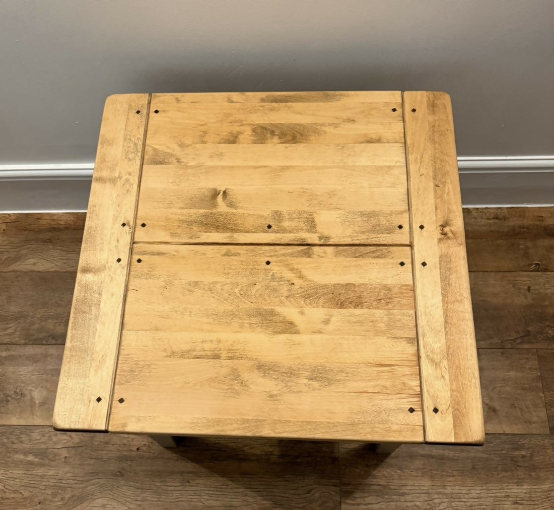 Coffee table / side table / Lamp table