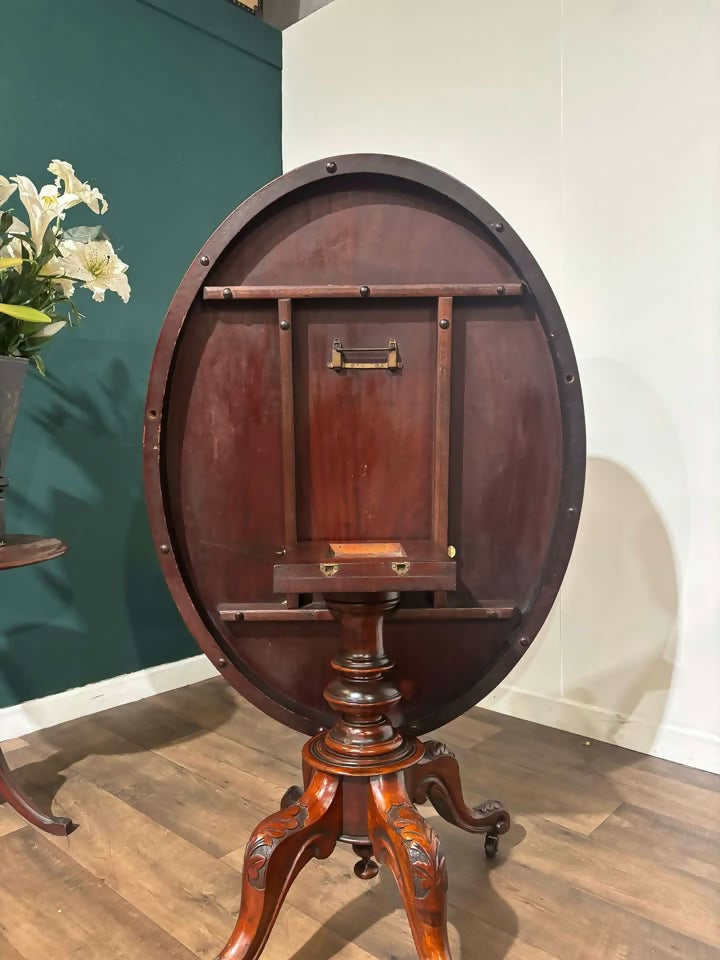 Victorian Mahogany Oval Breakfast Tablenn