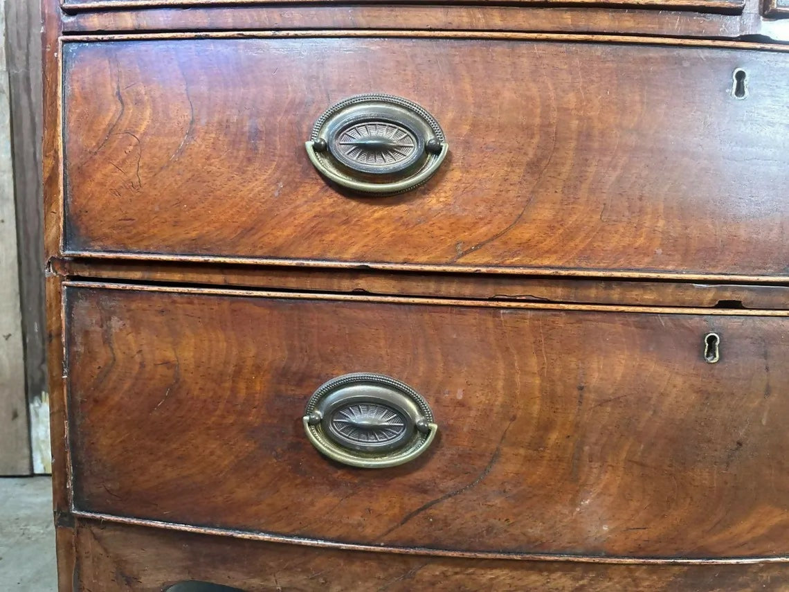 Antique Georgian Bowfront Two over Two Chest of Drawers, c 1820