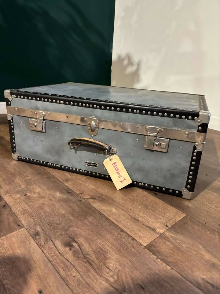 Edwardian Travellers Trunk