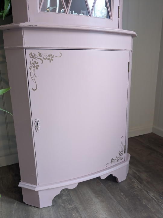 Upcycled pink corner display cabinet R09041 6