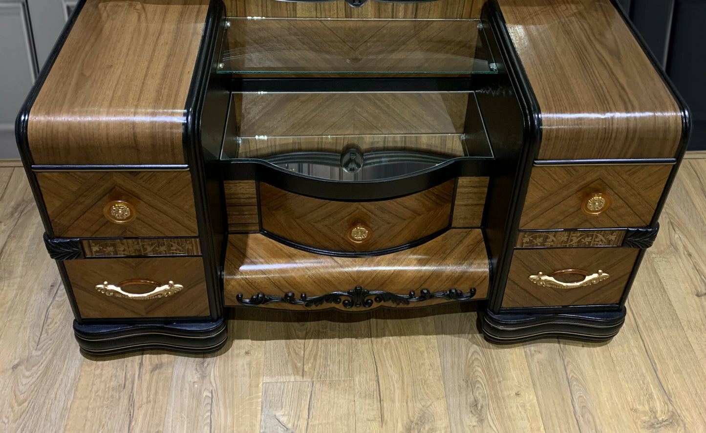 Art Deco Walnut Dressing Table With Large Mirror
