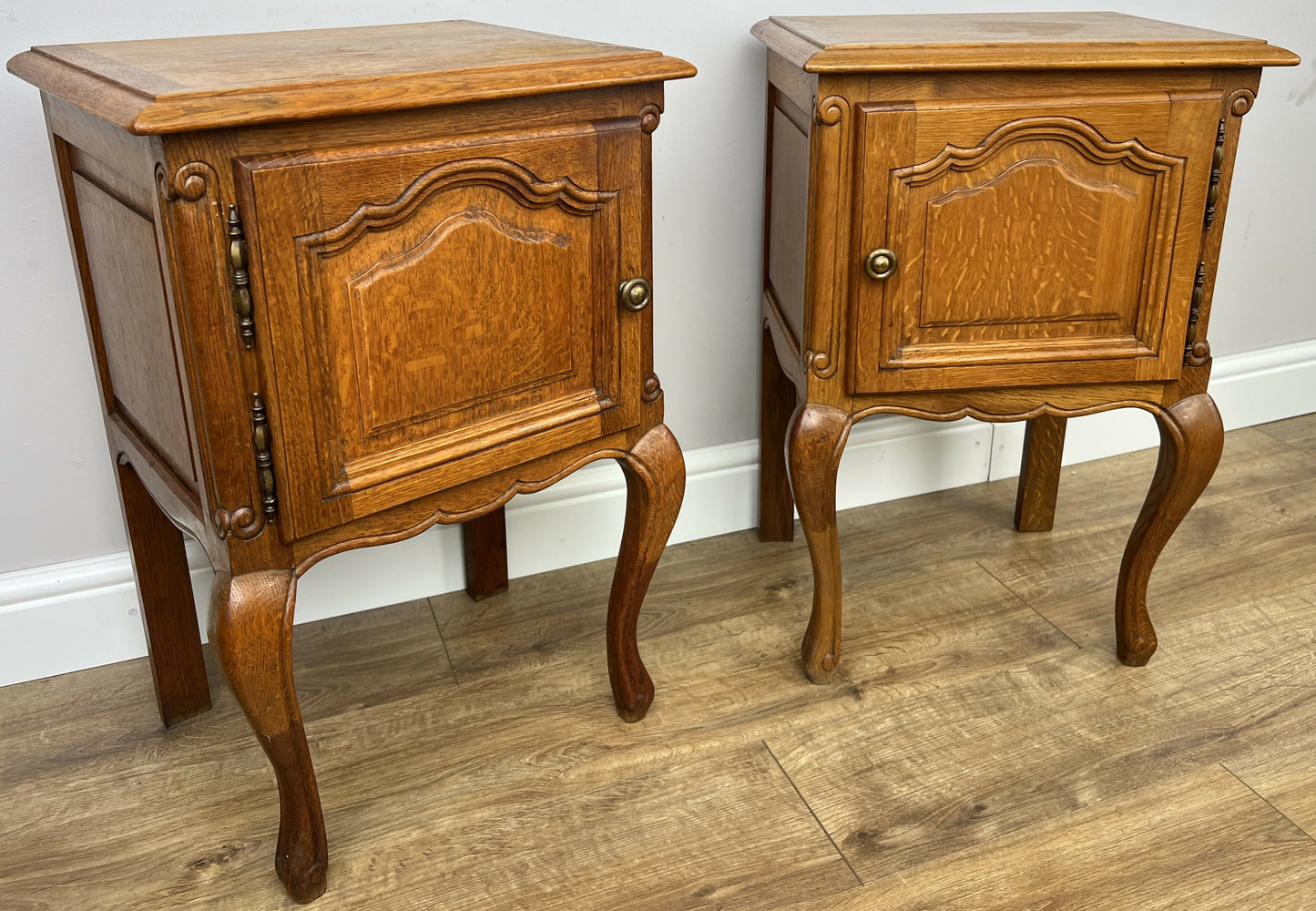 Pair of Bedside Tables Vintage French Louis Oak Nightstands Cabinets LOT 6307