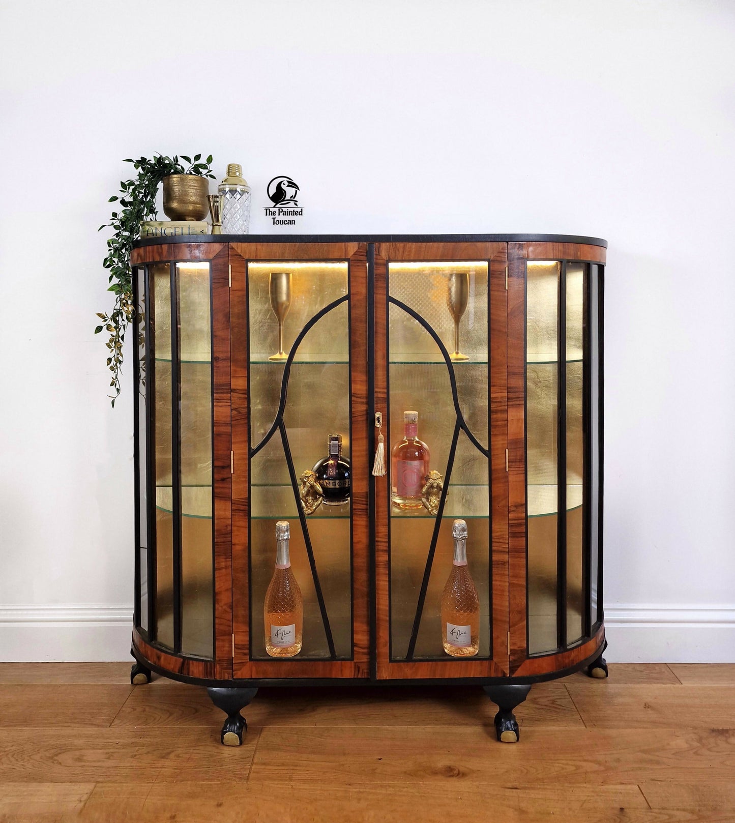 Vintage Art Deco drinks cocktail cabinet, black and gold