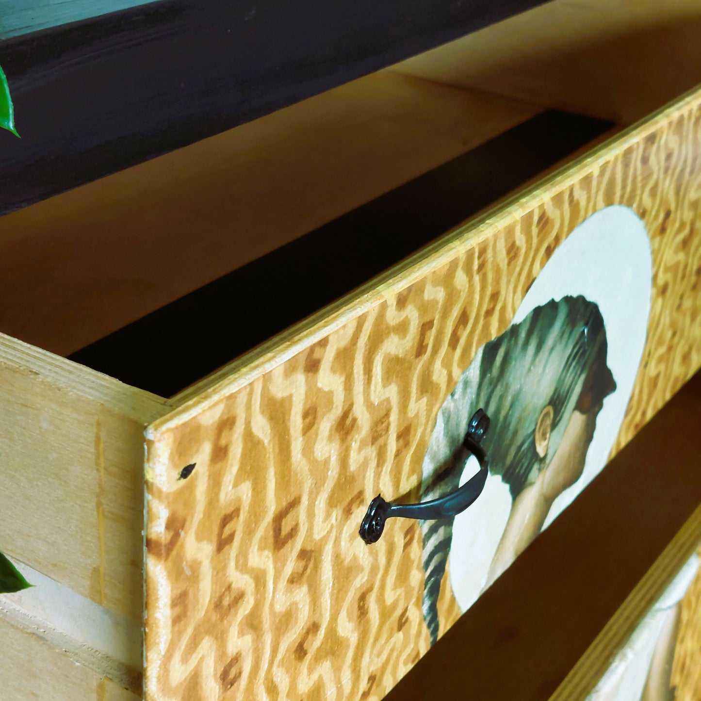 centaur open drawer
