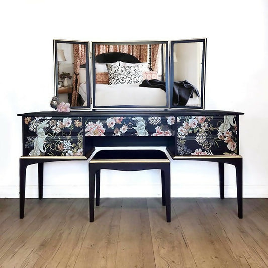 Black and Gold Chinoissrie Stag Dressing Table